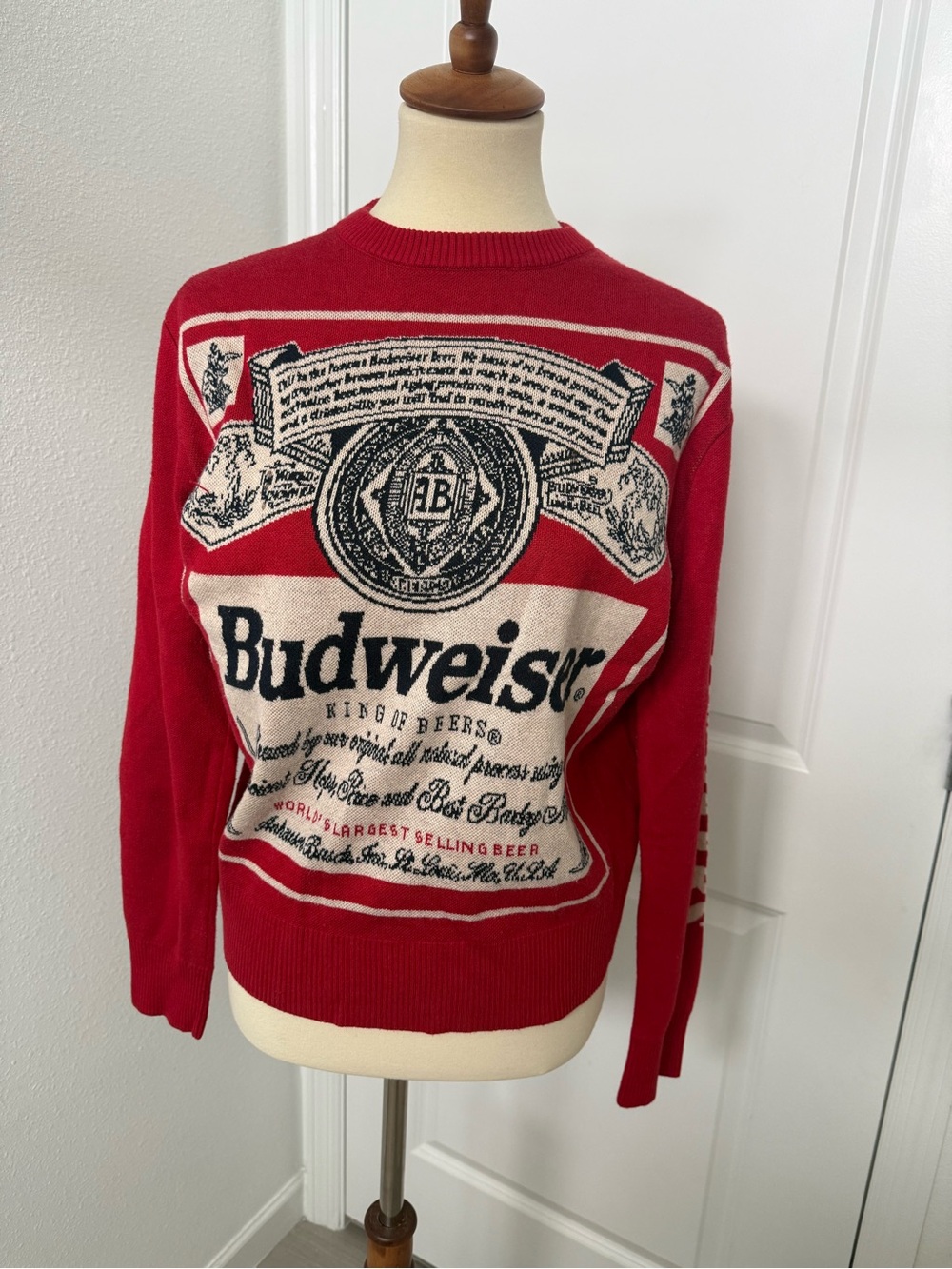 Budweiser King of Beers Red Graphic Knit Sweater Men’s (Unisex) Medium
